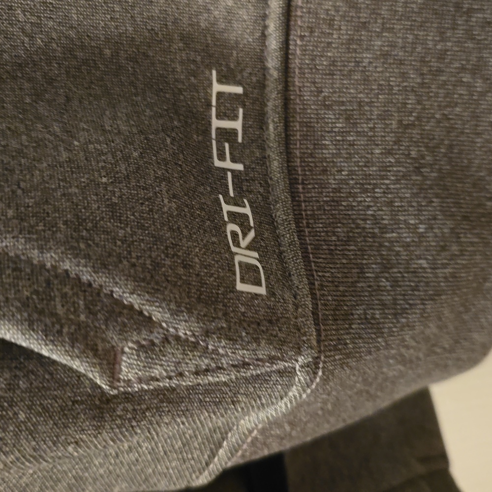 NIKE BOYS GRAY ZIPPERED HOODIE SIZE SMALL - Picture 7 of 14